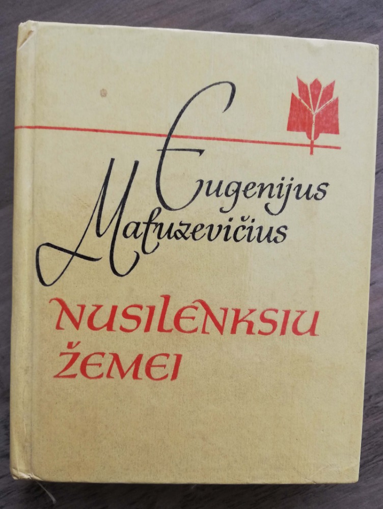 Nusilenksiu žemei