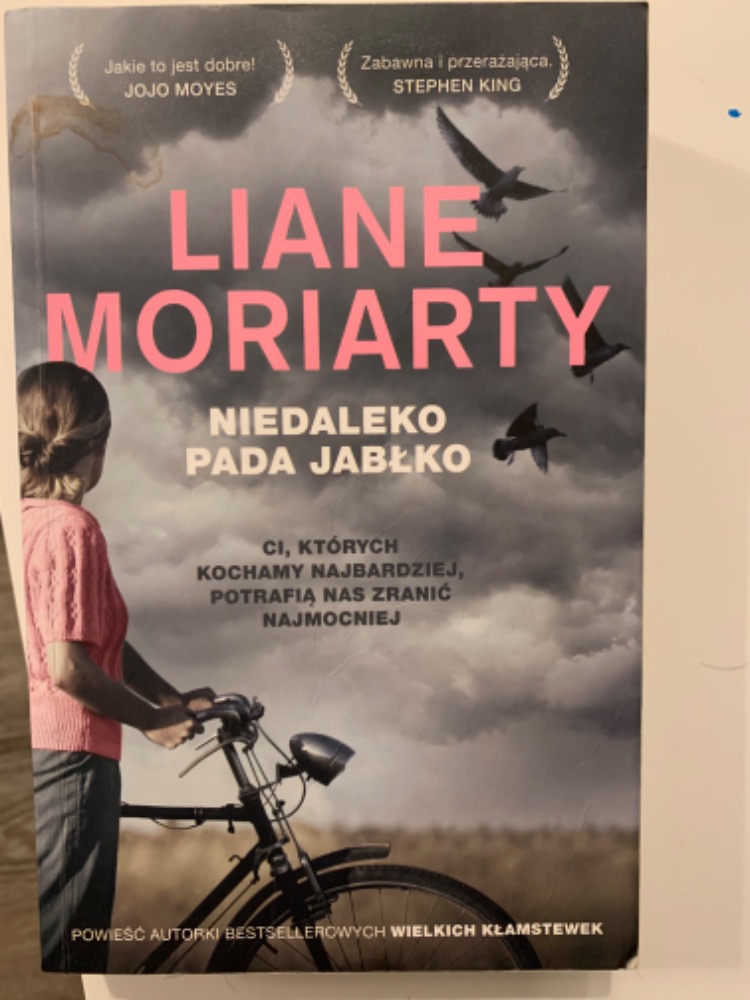 Niedaleko pada jablko
