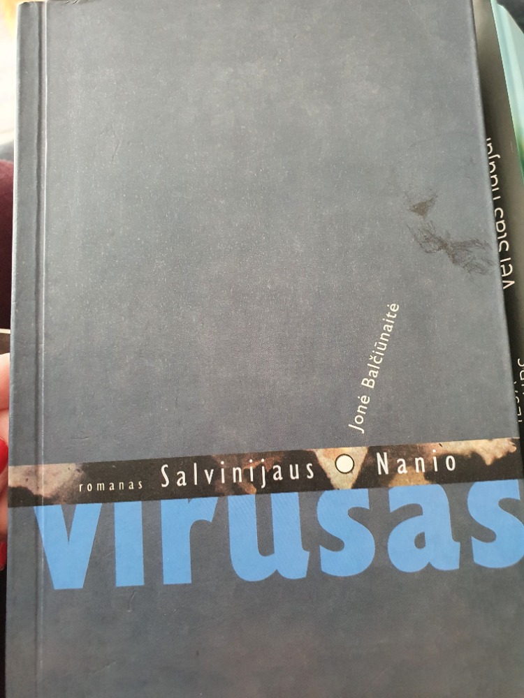 Salvinijaus Nanio virusas
