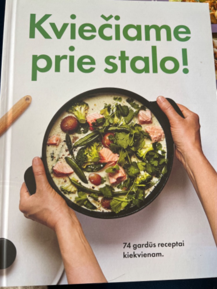 Kviečiame prie stalo!