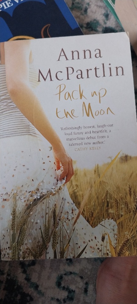 Pask Up the Moon
