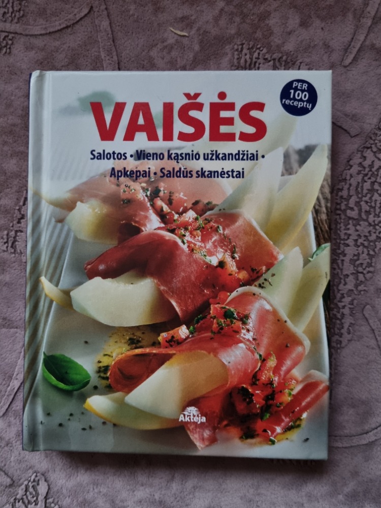 Vaišės Salotos Vieno kąsnio sumuštiniai Apkepai Saldūs skanėstai