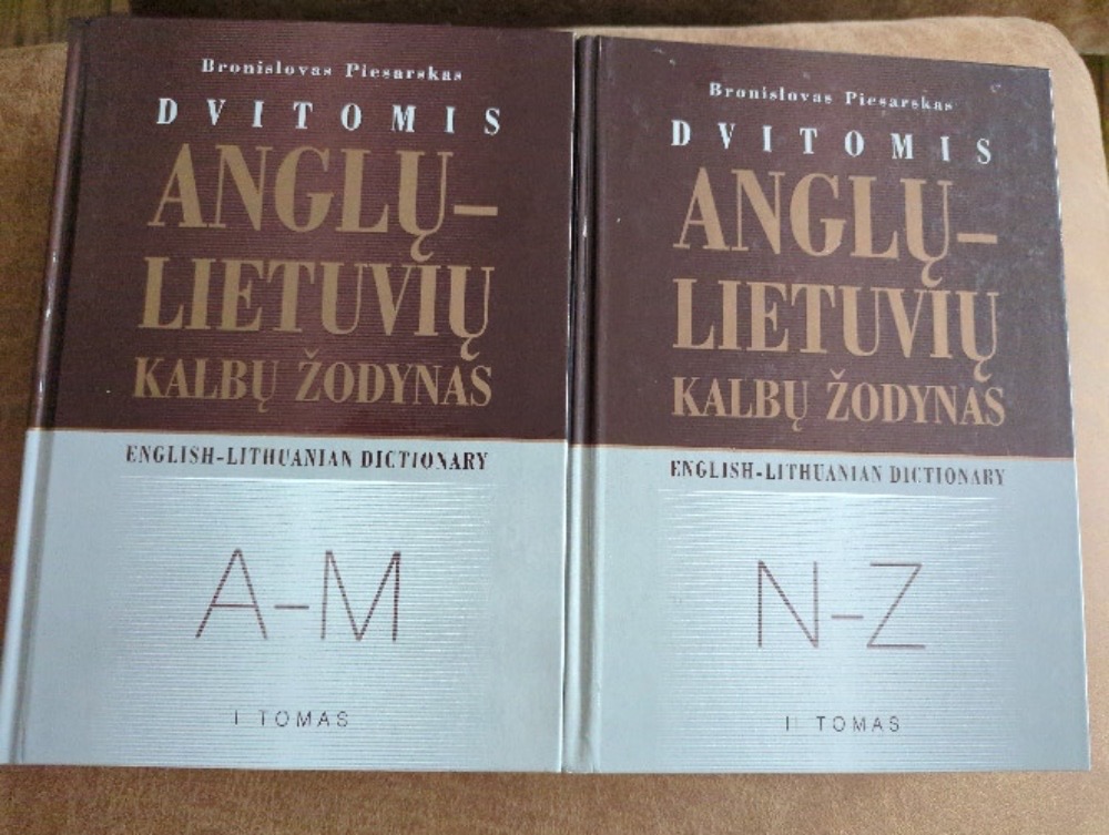 Dvitomis anglų-lietuvių kalbos žodynas. I ir II tomai (A-M, N-Z)
