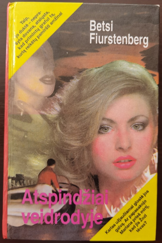 Atspindžiai veidrodyje
