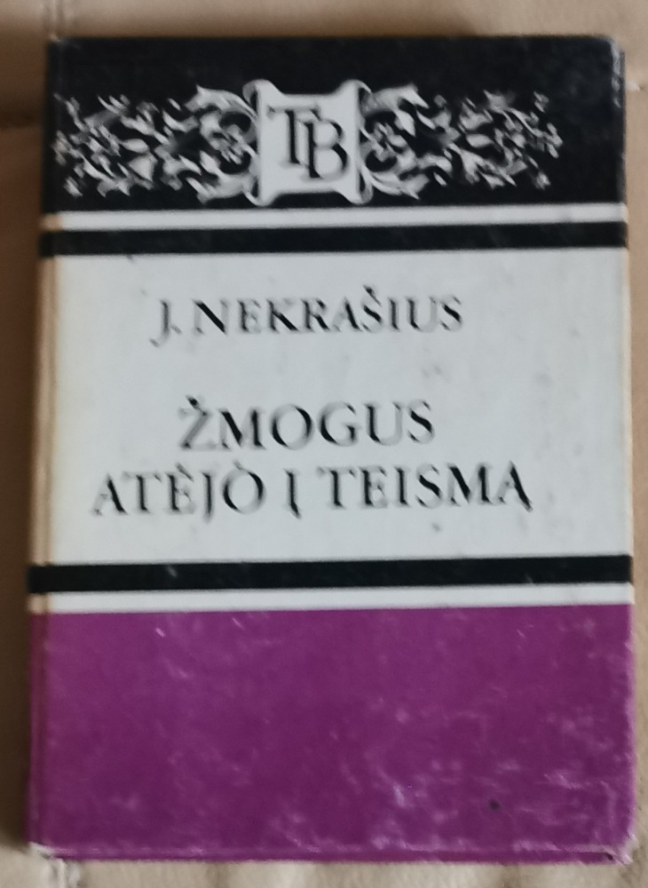 Zmogus atejo i teisma 