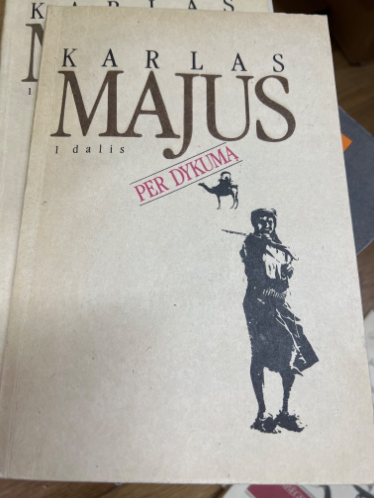Per dykumą. I dalis.