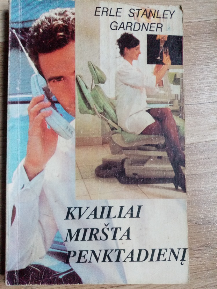 Kvailiai miršta penktadienį 