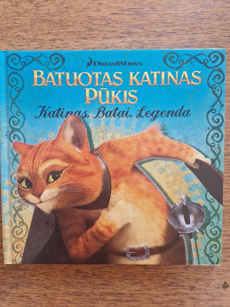 Batuotas katinas Pūkis