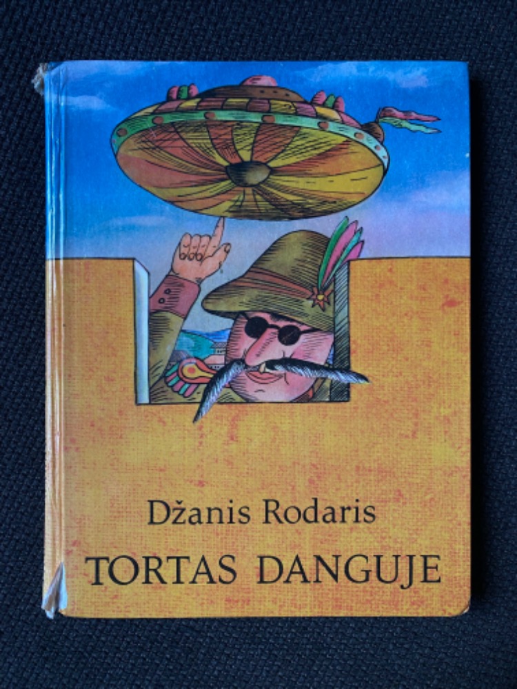 Tortas danguje