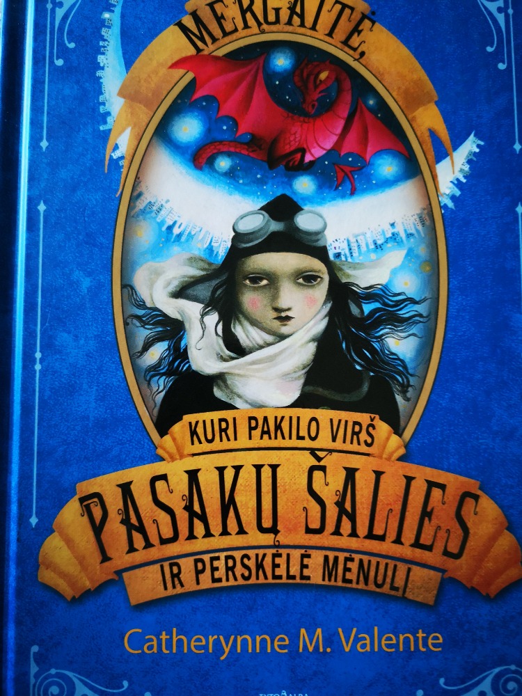 Mergaitė, kuri pakilo virš pasakų šalies ir persikėlė į mėnulį 