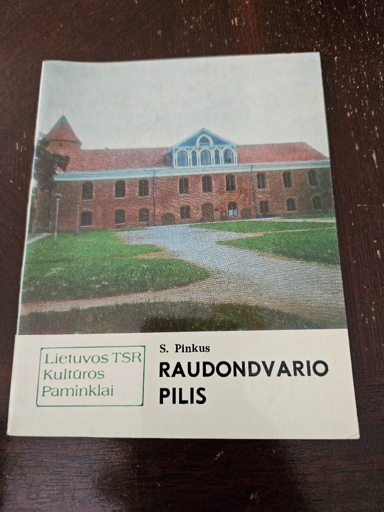 Raudondvario pilis
