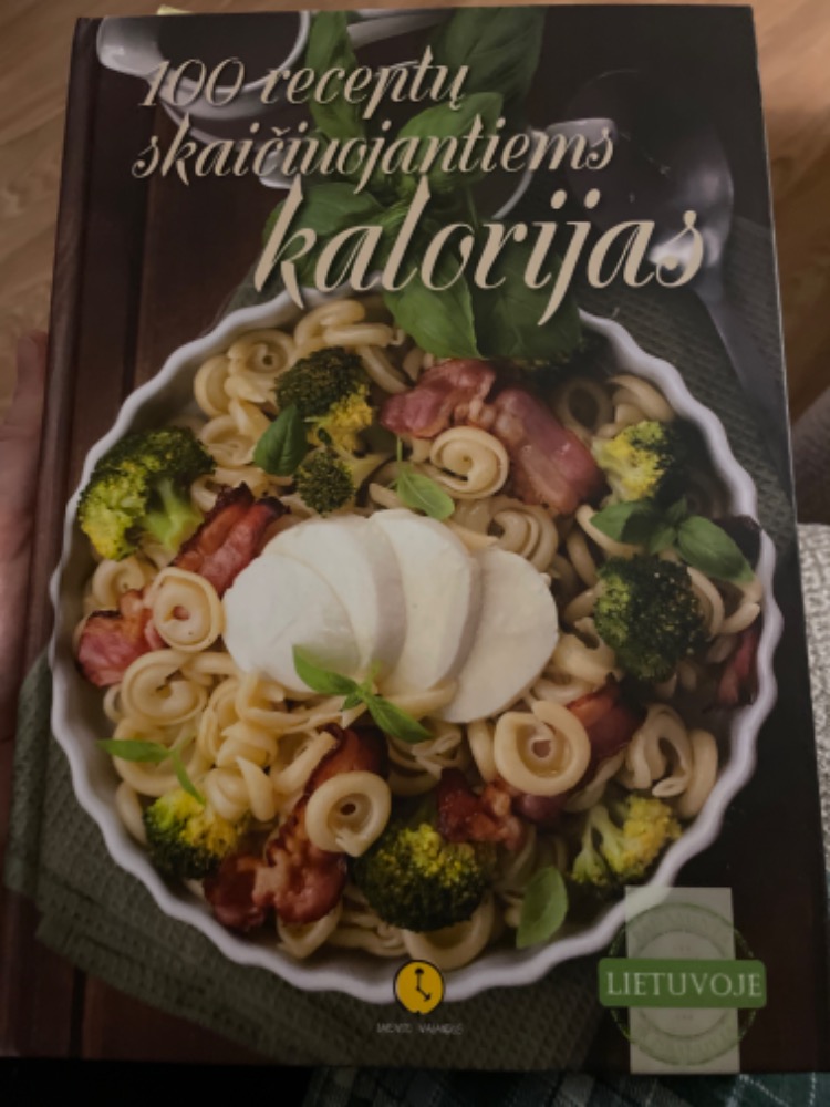 100 receptų skaičiuojantiems kalorijas