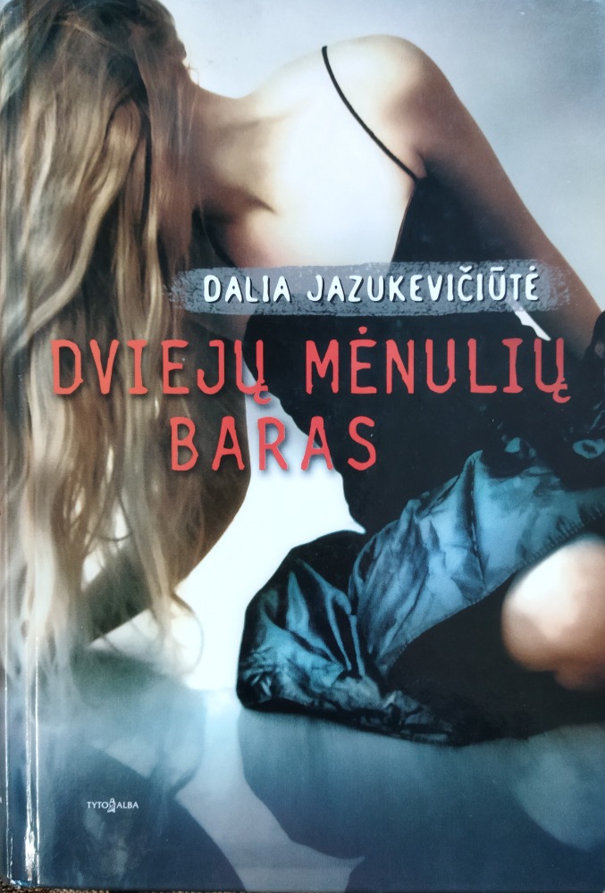 Dviejų mėnulių baras