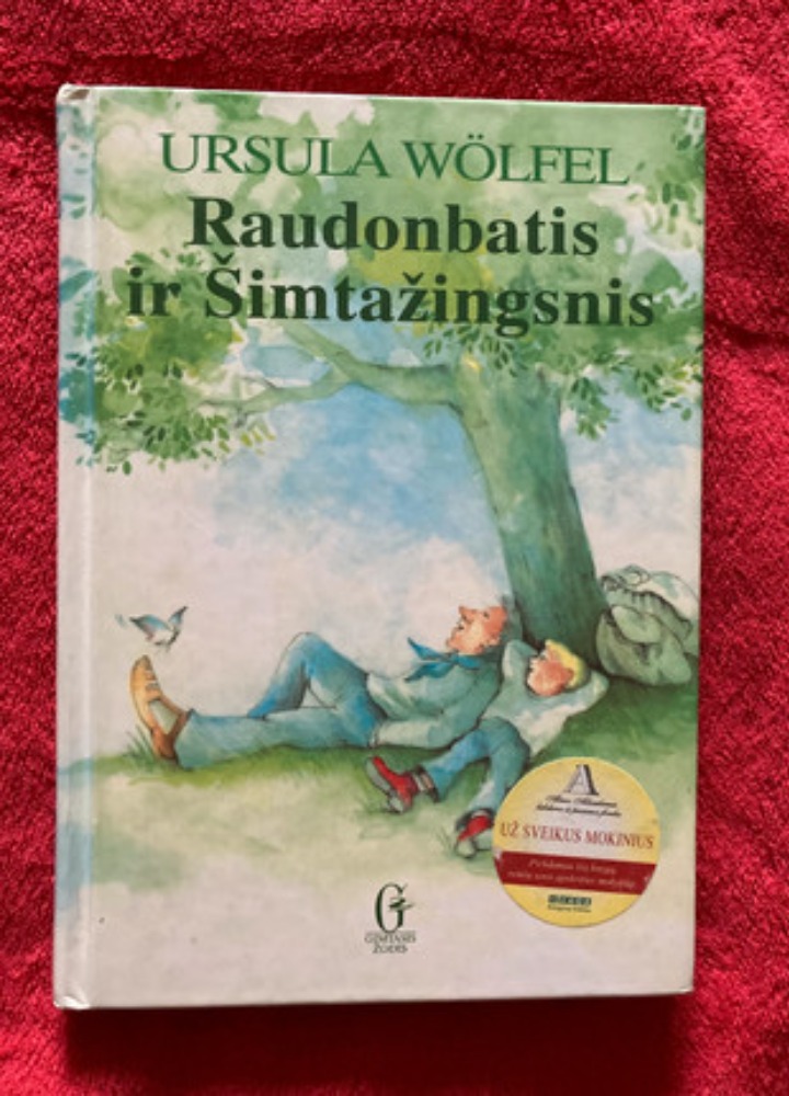 Raudonbatis ir Šimtažinksnis