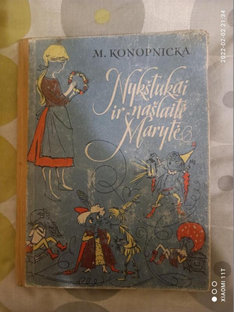 Nykštukai ir našlaitė Marytė