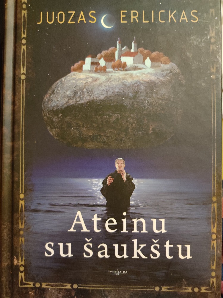Ateinu su šaukštu 
