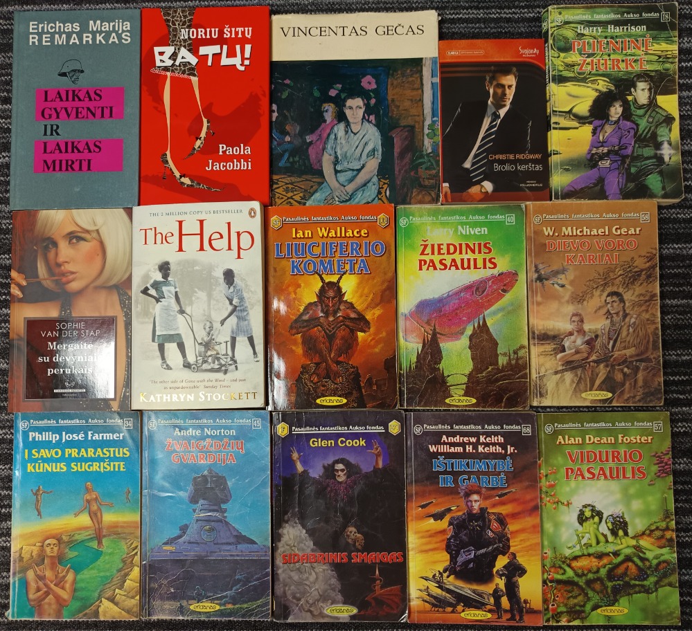 PFAF fantastikos knygų rinkinys