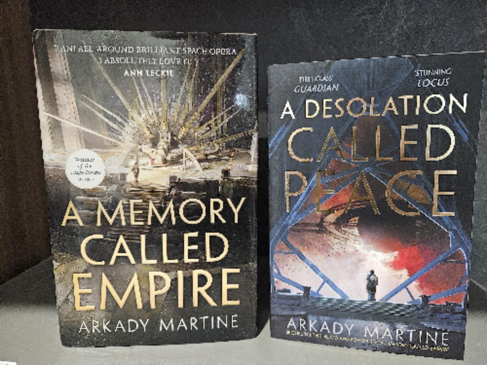 Arkady Martine - 2logija: a memory called empire; a desolation called peace