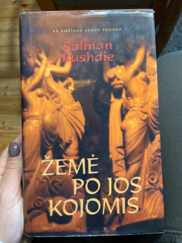 Žemė po kojomis