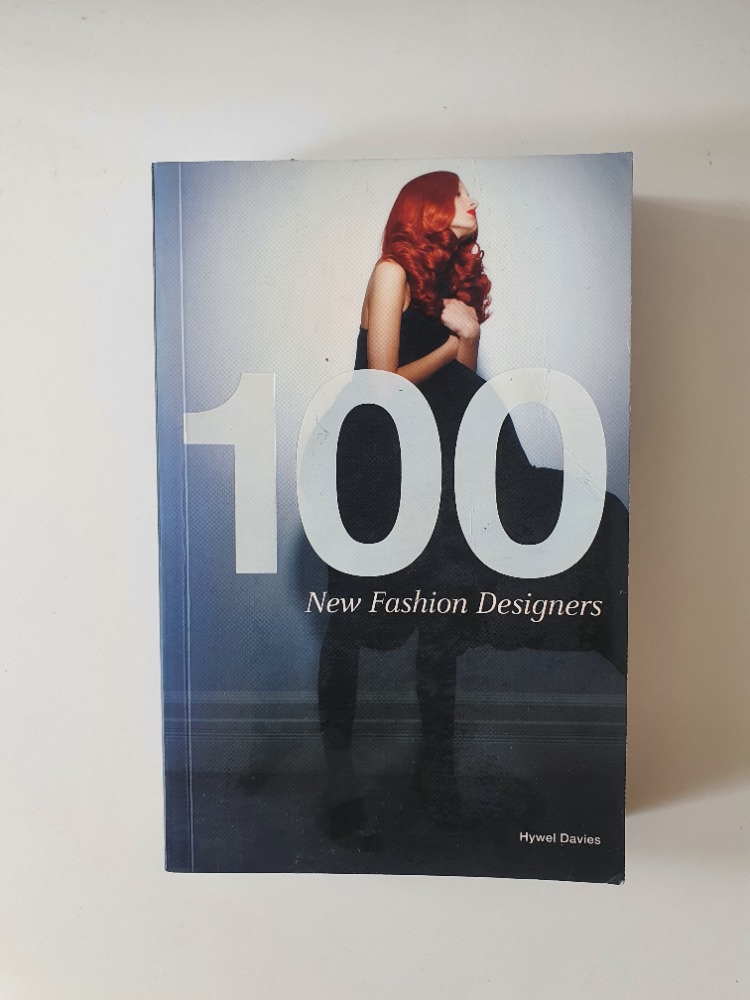 100 New Fashion Designers