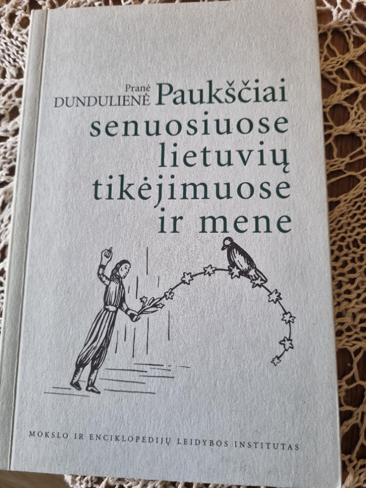 Paukščiai senuosiuose lietuvių tikėjimuose ir mene