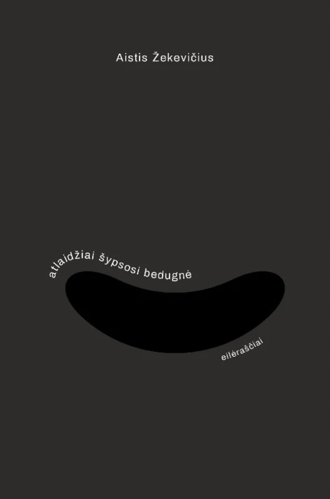 Atlaidžiai šypsosi bedugnė
