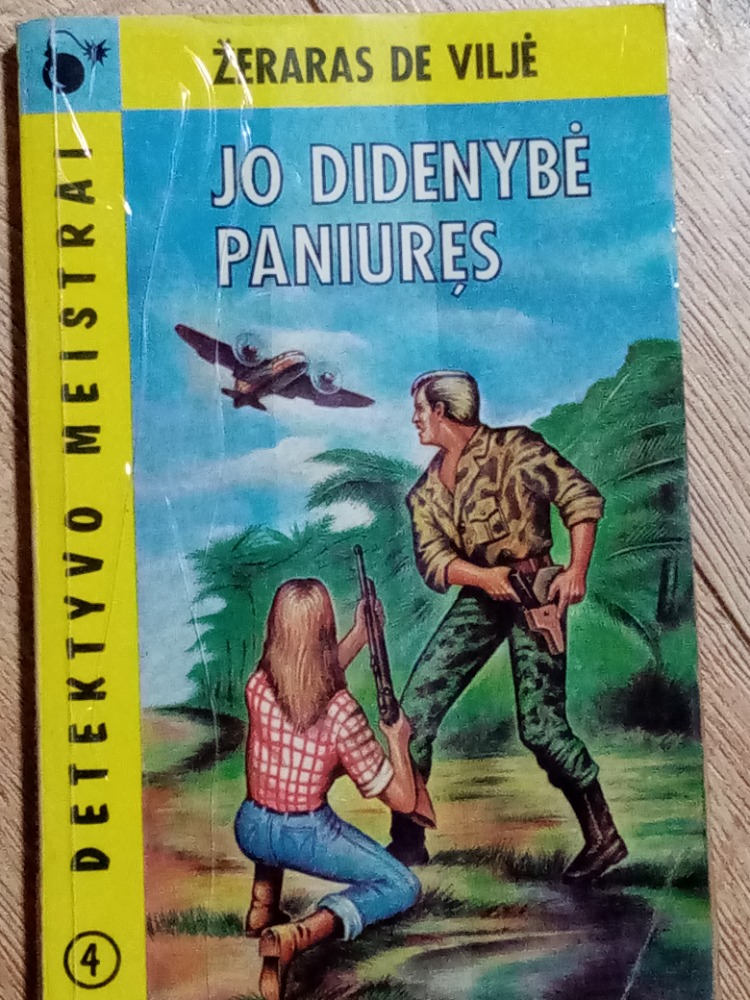 Jo didenybė paniuręs 