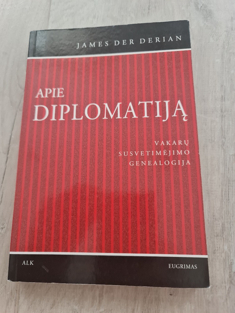 Apie Diplomatiją