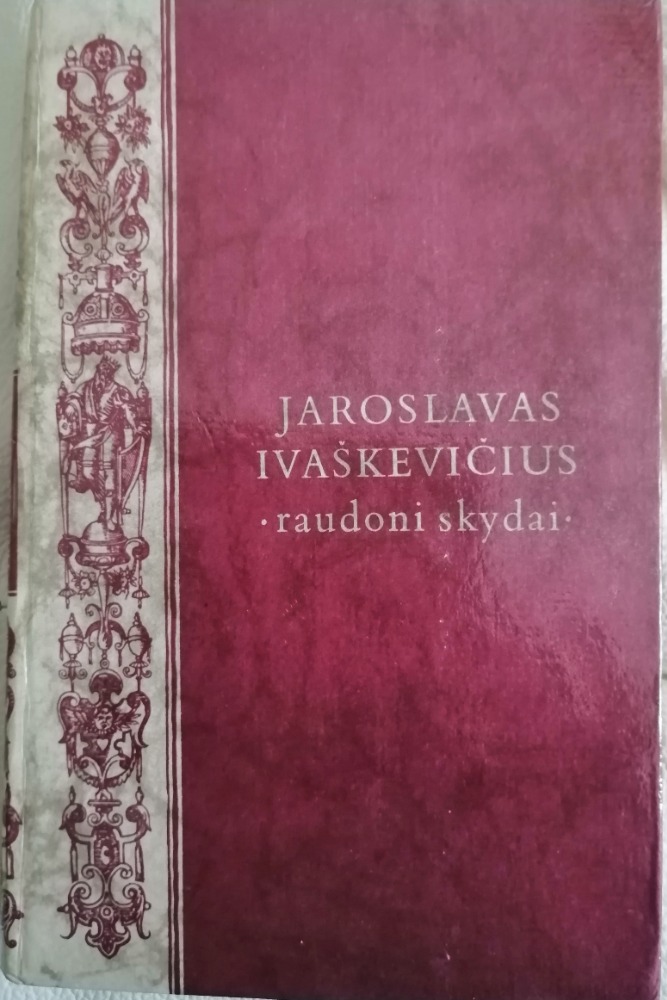 Raudoni skydai
